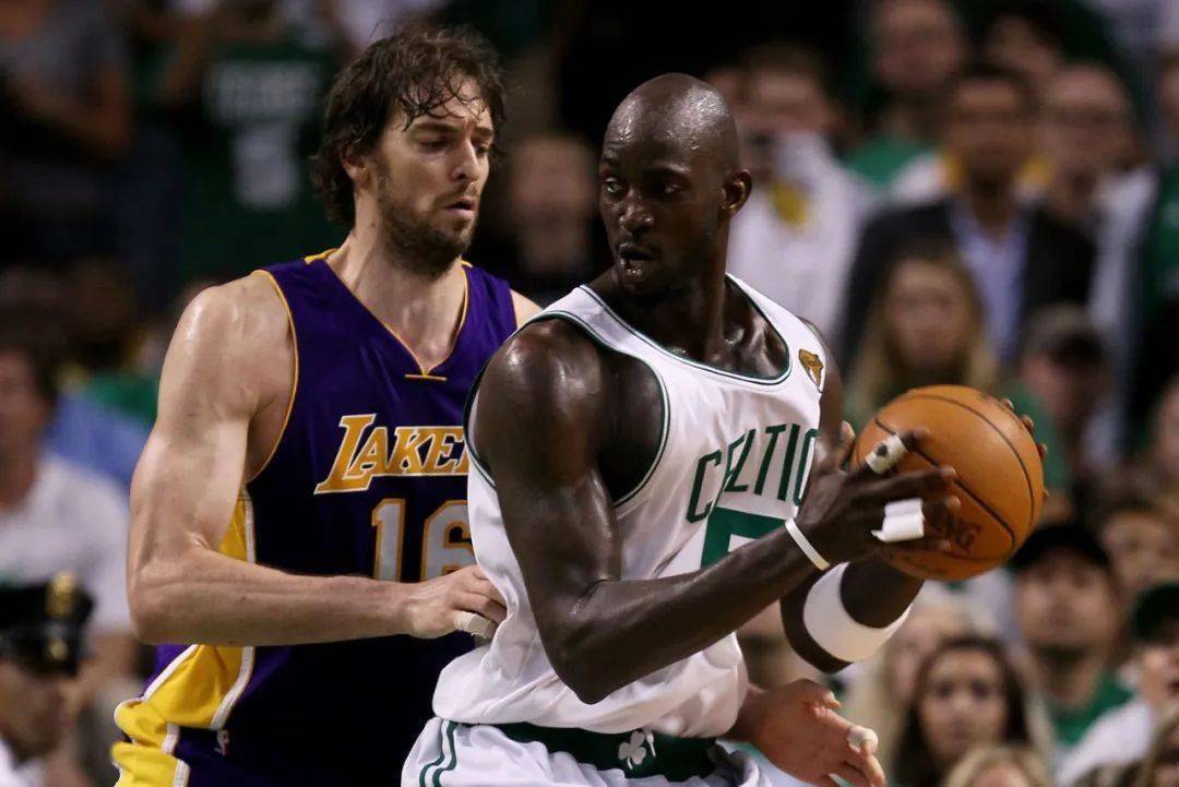 边路厚度一 边路厚度一